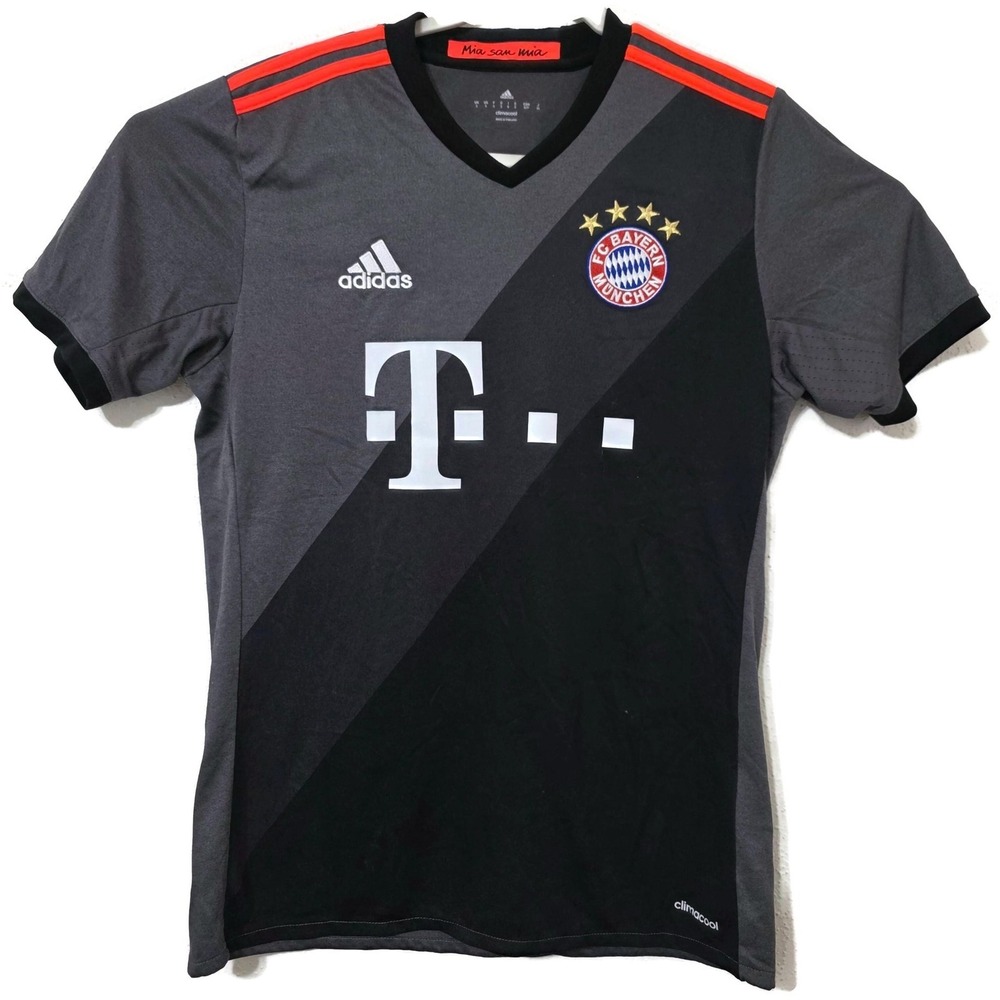 Bayern Munich Soccer Jersey Mens‎ Small Gray Black Adidas ClimaCool Bundesliga